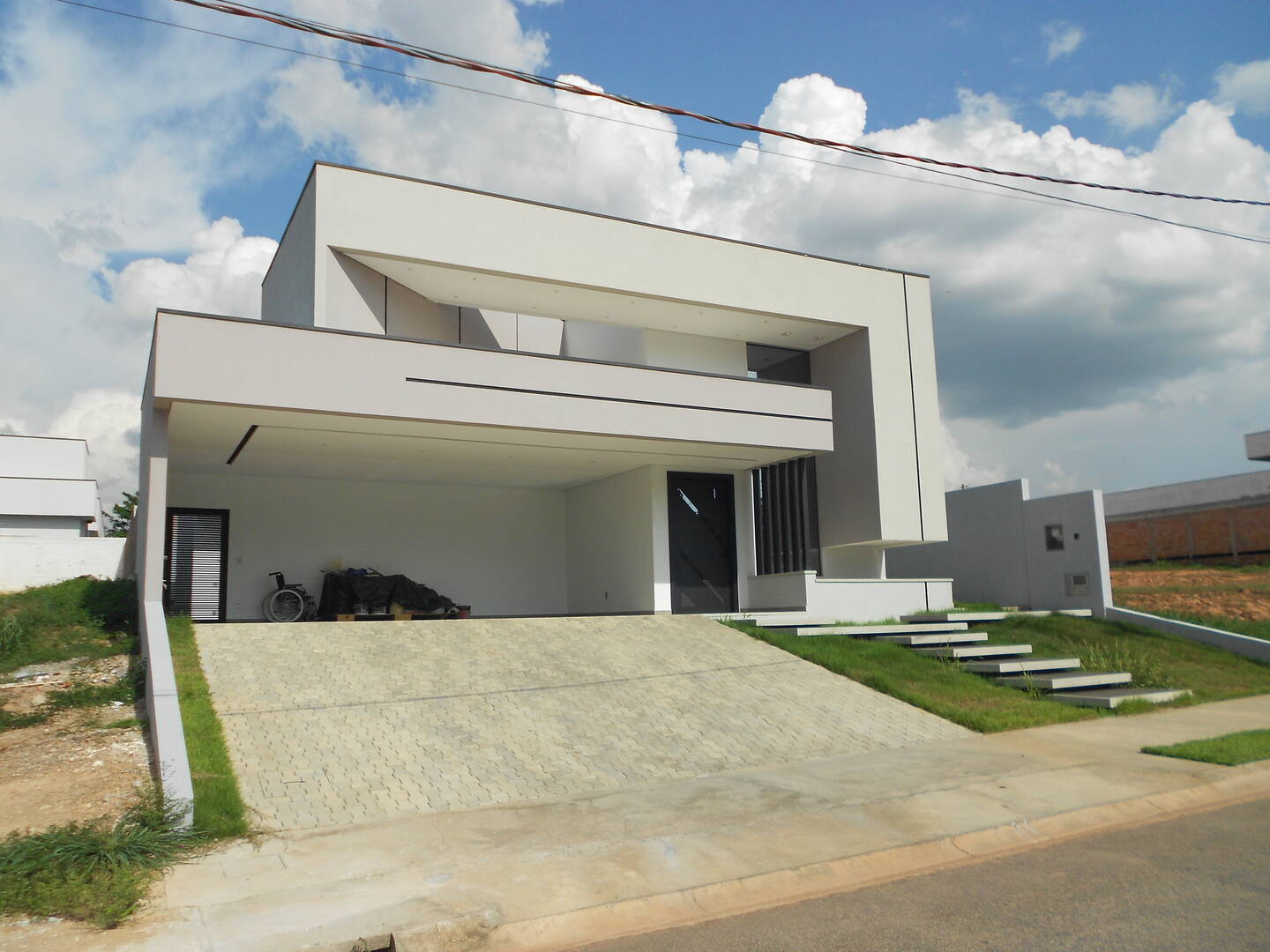 Casa de Condomínio à venda e aluguel com 3 quartos, 450m² - Foto 3
