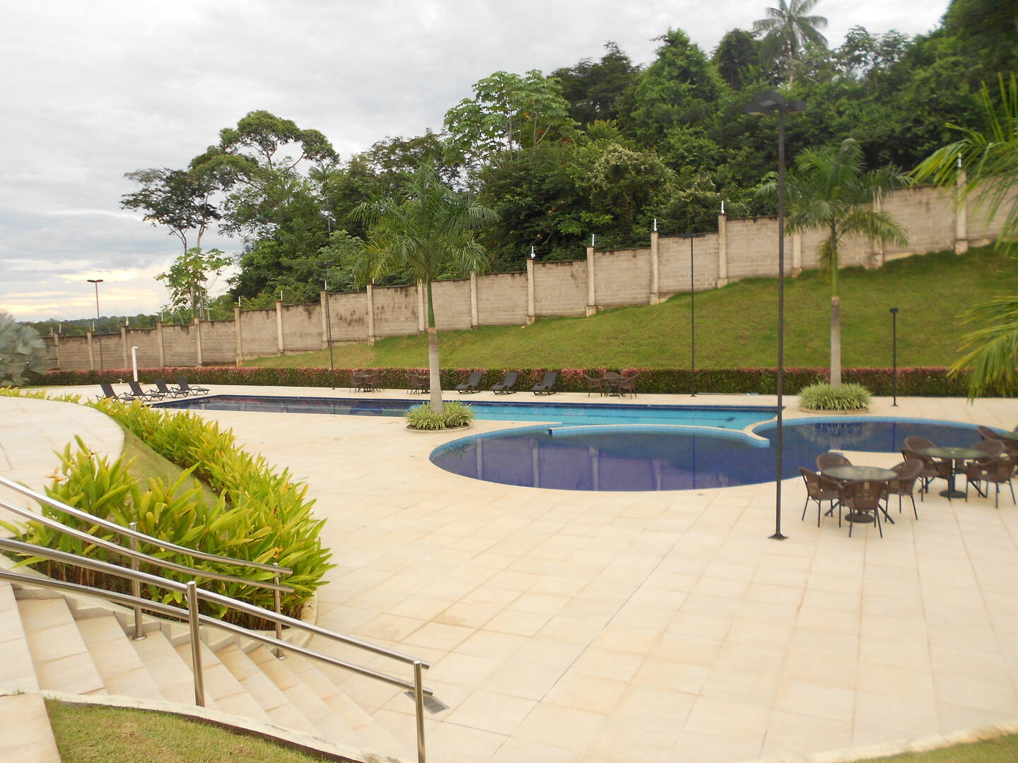 Casa de Condomínio à venda e aluguel com 3 quartos, 450m² - Foto 52