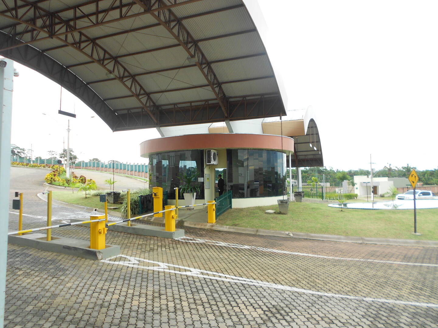 Casa de Condomínio à venda e aluguel com 3 quartos, 450m² - Foto 56