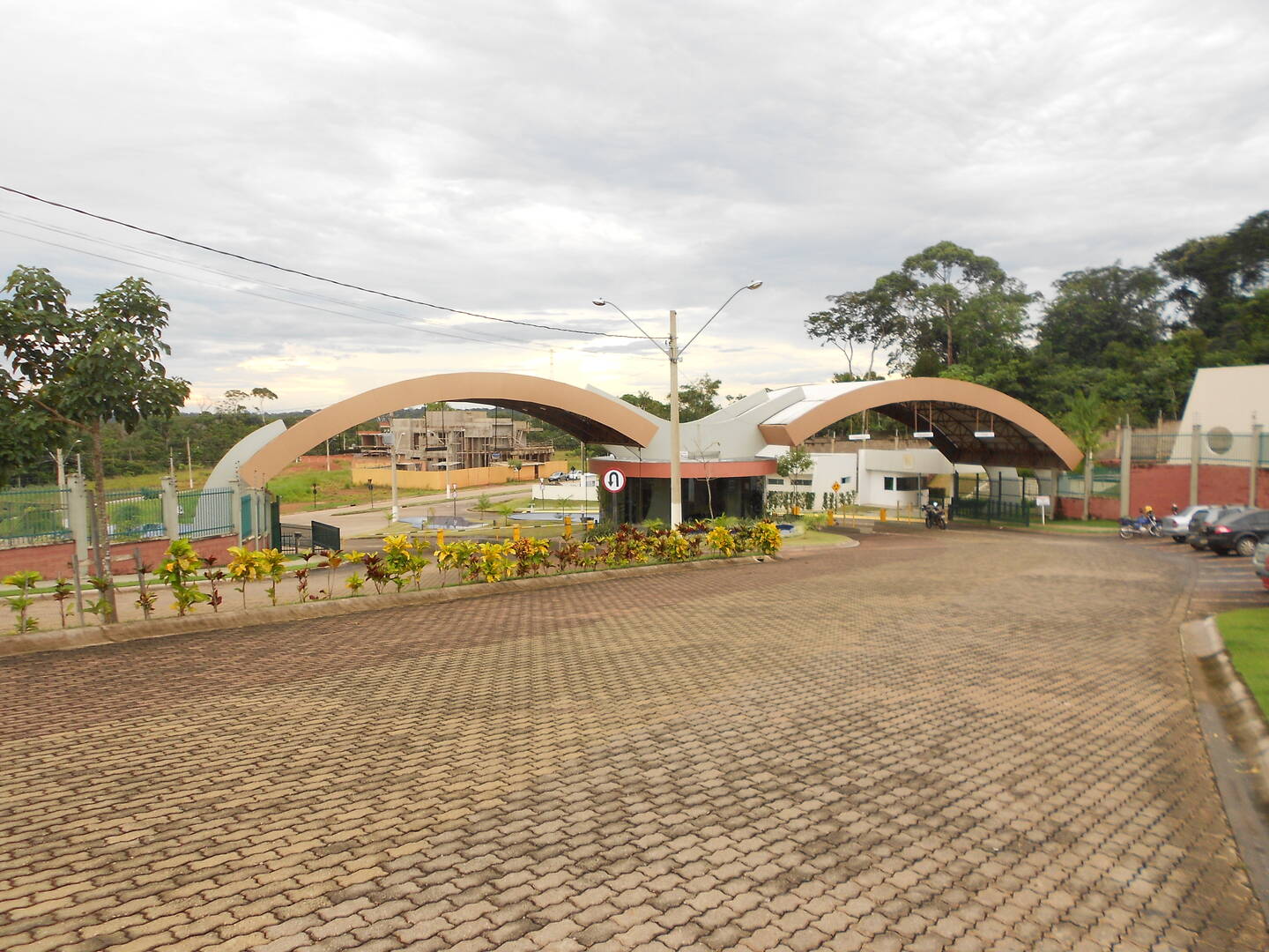 Casa de Condomínio à venda e aluguel com 3 quartos, 450m² - Foto 58