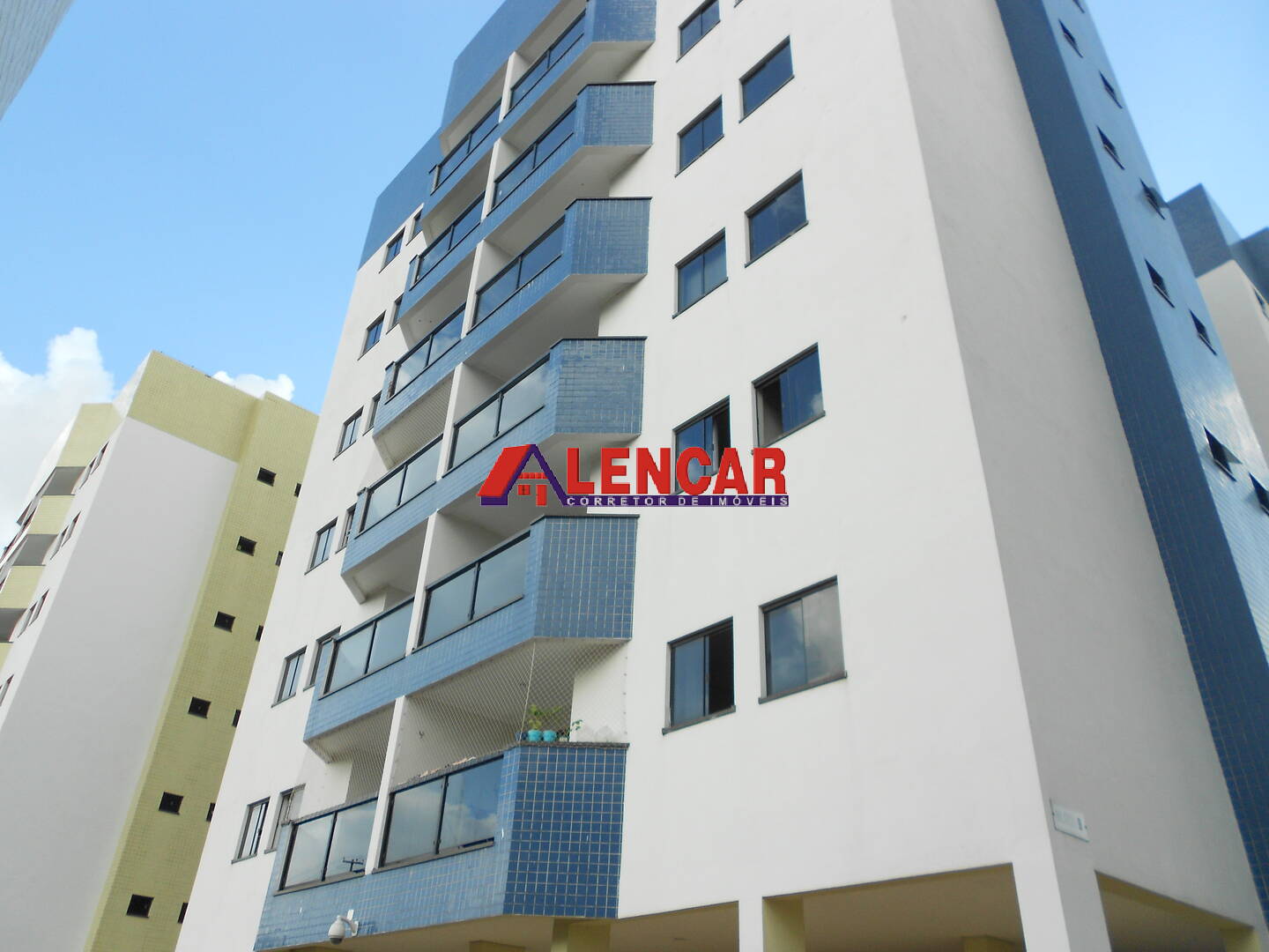 EXCELENTE APARTAMENTO NO COND. IVORY - 03 VAGAS DE GARAGEM.
