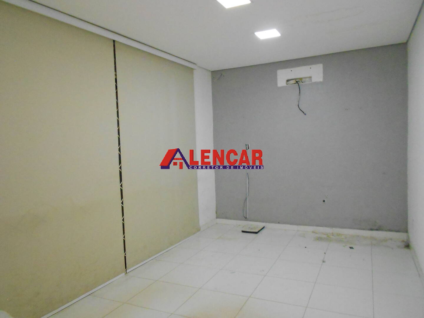 EXCELENTE PRÉDIO COMERCIAL NA AV. SETE DE SETEMBRO
