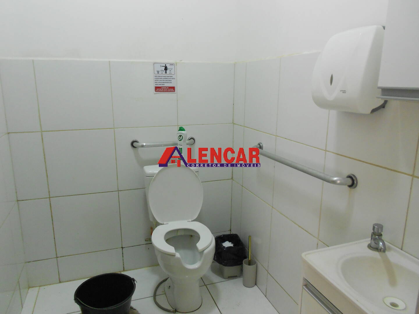 EXCELENTE PRÉDIO COMERCIAL NA AV. SETE DE SETEMBRO