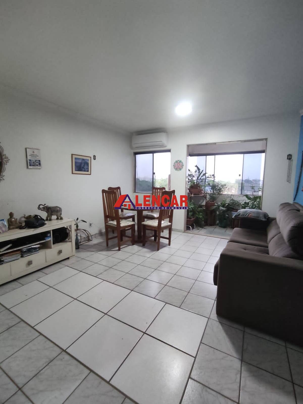 Apartamento à venda com 3 quartos, 89m² - Foto 2