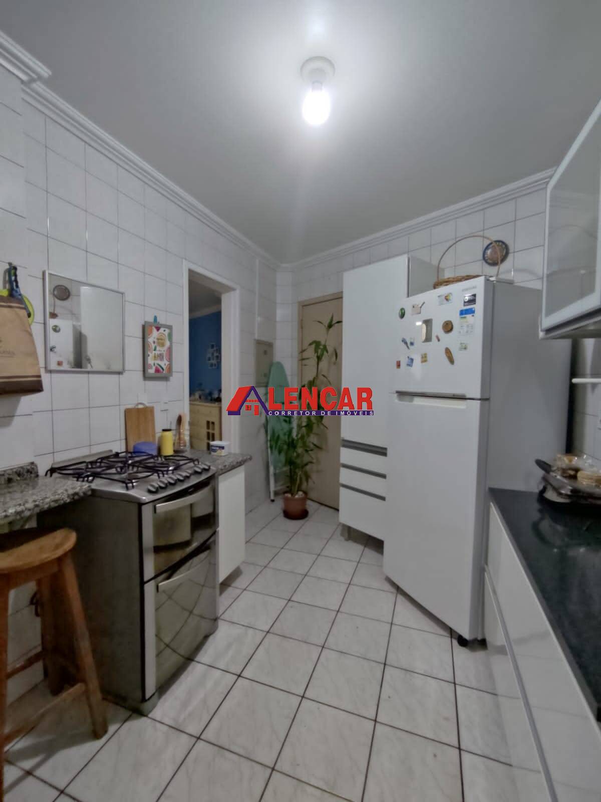 Apartamento à venda com 3 quartos, 89m² - Foto 13