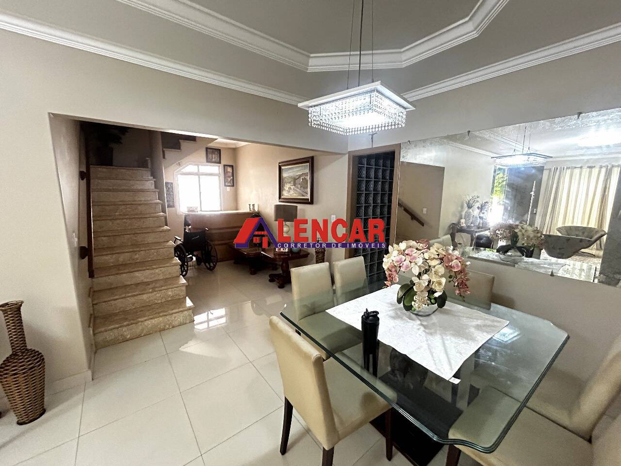Casa de Condomínio à venda e aluguel com 7 quartos, 480m² - Foto 6