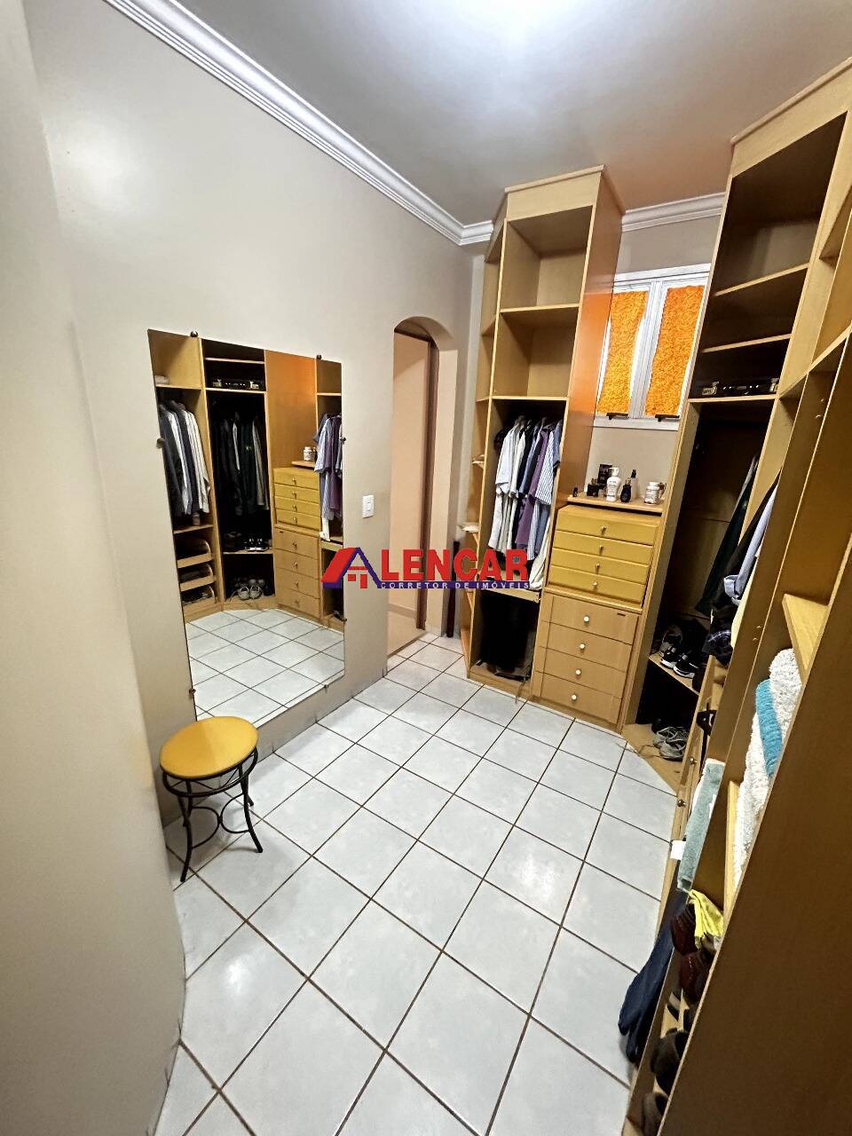 Casa de Condomínio à venda e aluguel com 7 quartos, 480m² - Foto 10