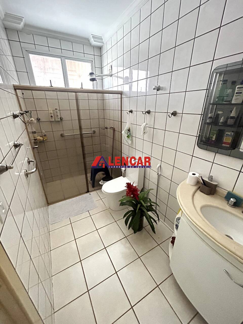 Casa de Condomínio à venda e aluguel com 7 quartos, 480m² - Foto 13