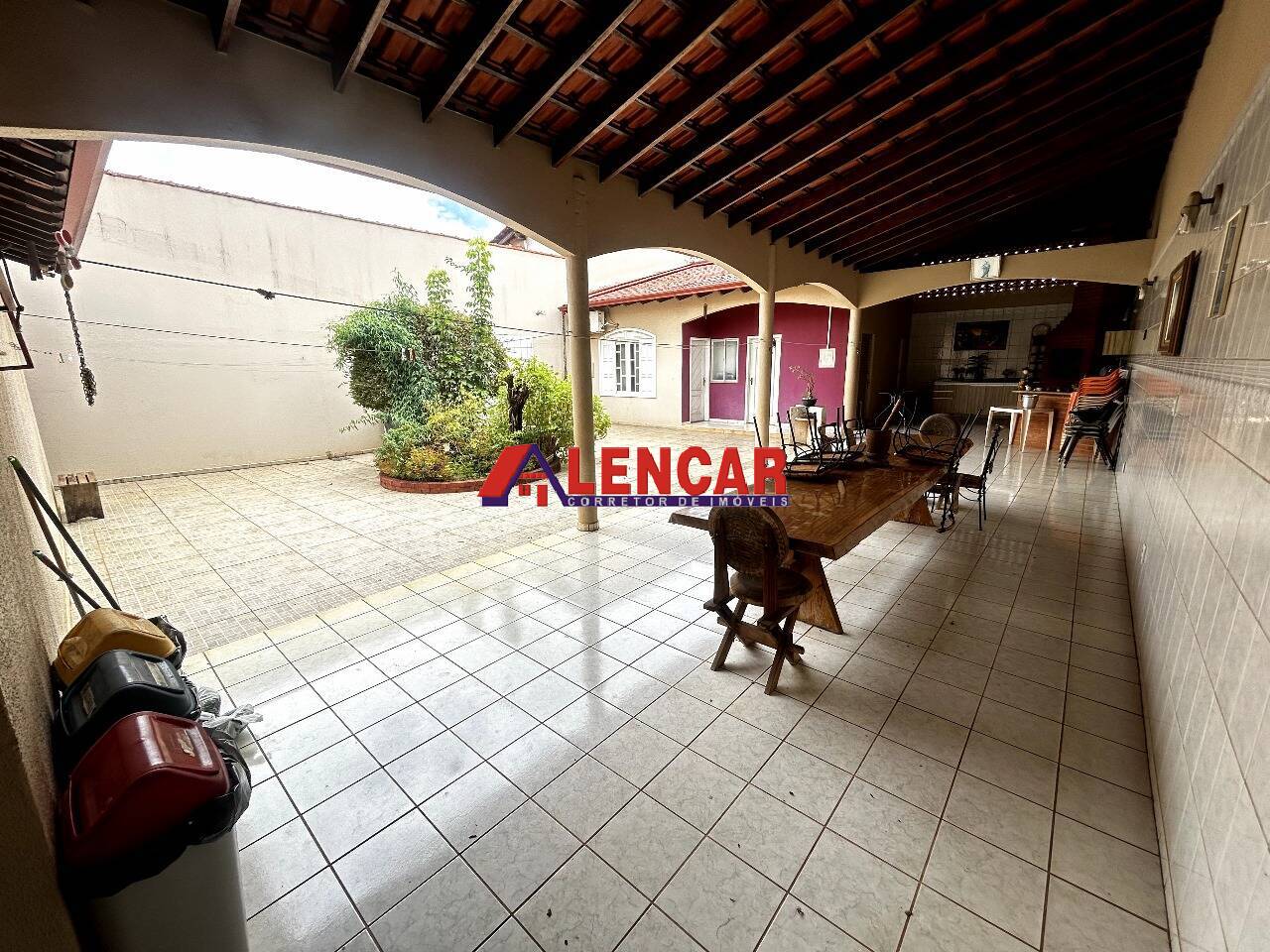 Casa de Condomínio à venda e aluguel com 7 quartos, 480m² - Foto 22