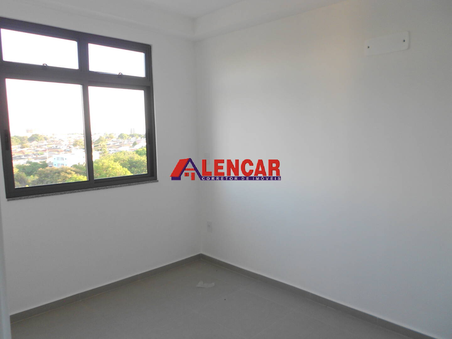 Apartamento para alugar com 2 quartos, 60m² - Foto 11