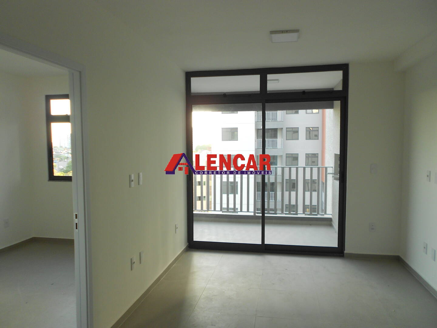 Apartamento para alugar com 3 quartos, 75m² - Foto 4