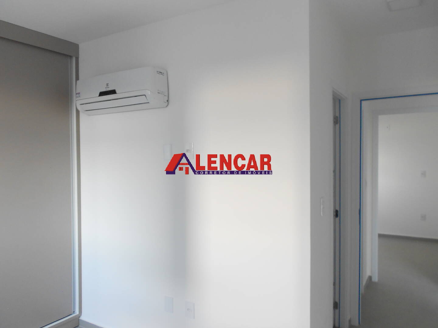 Apartamento para alugar com 3 quartos, 75m² - Foto 12