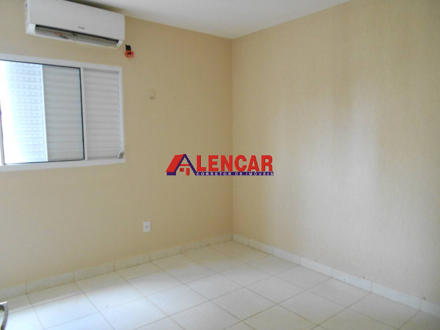 Apartamento para alugar com 3 quartos, 75m² - Foto 8
