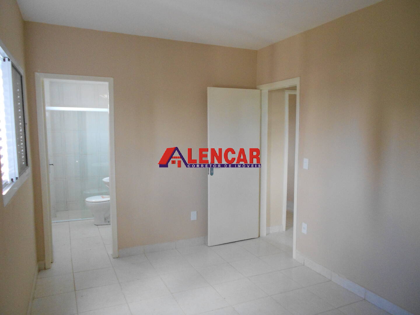 Apartamento para alugar com 3 quartos, 75m² - Foto 14