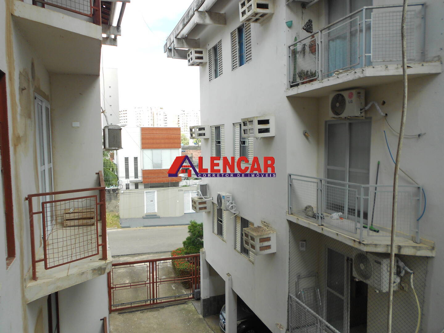 Apartamento para alugar com 3 quartos, 75m² - Foto 6