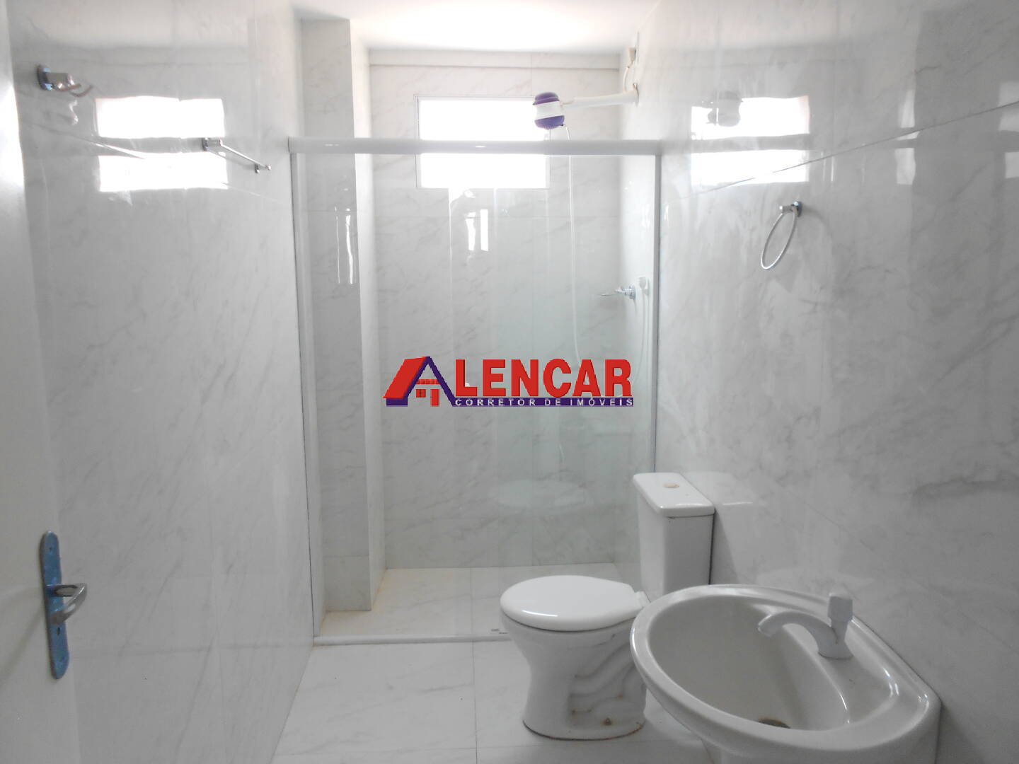 Apartamento para alugar com 3 quartos, 75m² - Foto 10
