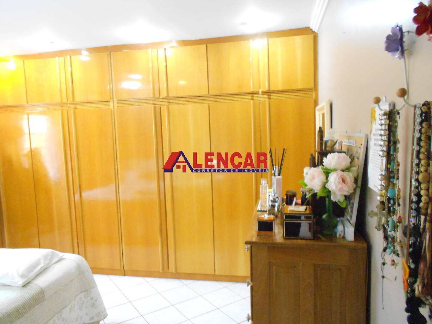 Casa, 3 quartos, 1360 m² - Foto 14