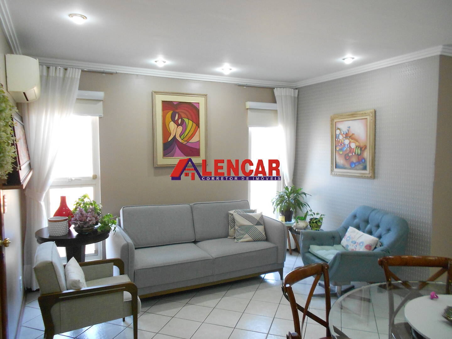 Casa, 3 quartos, 1360 m² - Foto 1