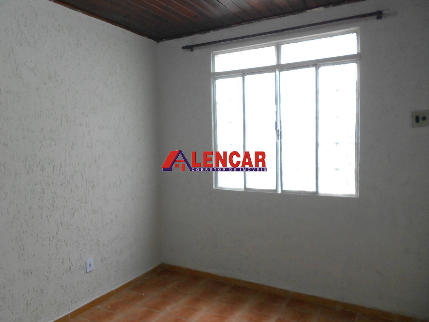 Casa para alugar com 4 quartos, 350m² - Foto 9