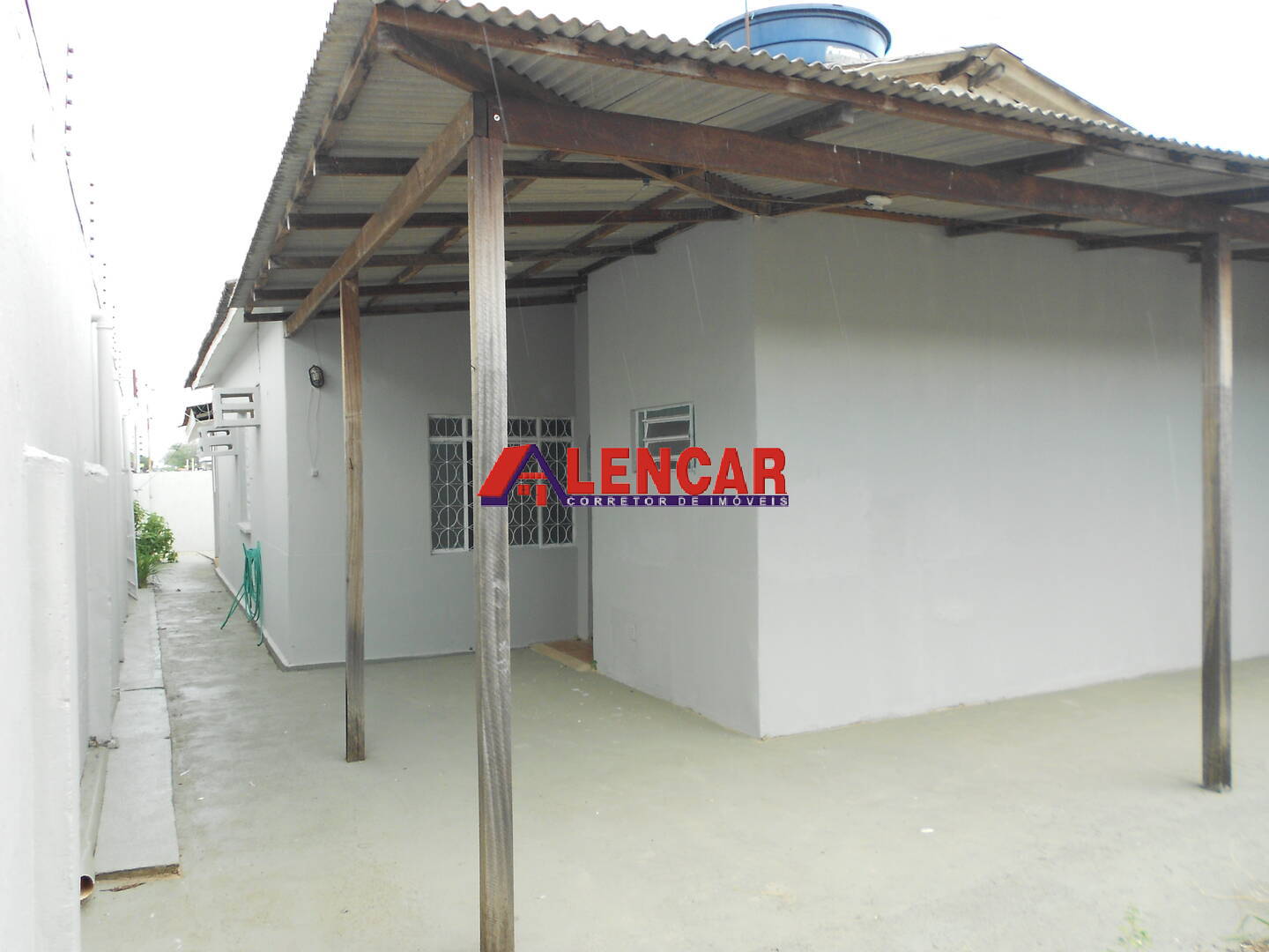 Casa para alugar com 4 quartos, 350m² - Foto 27