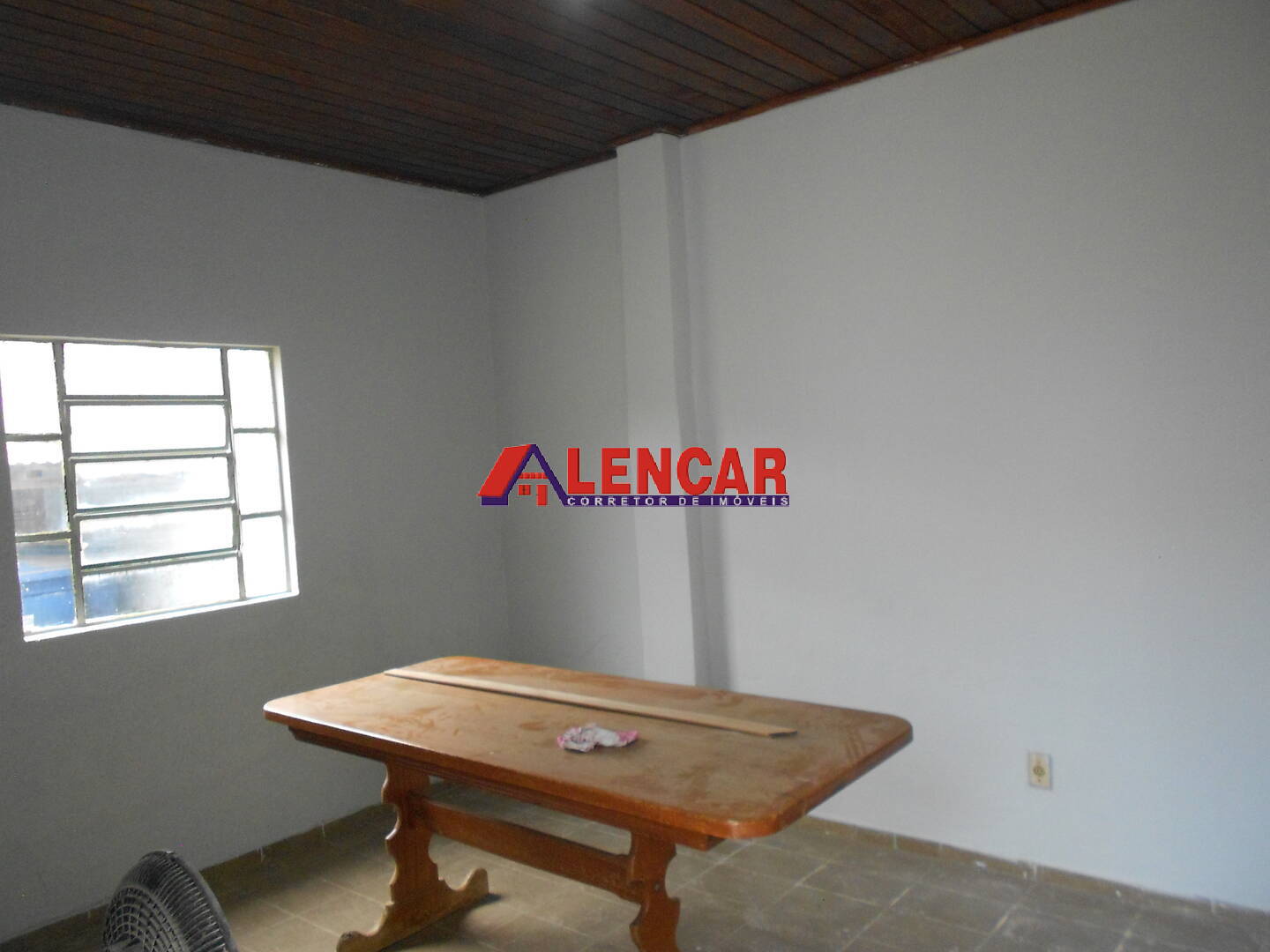 Casa para alugar com 4 quartos, 350m² - Foto 29