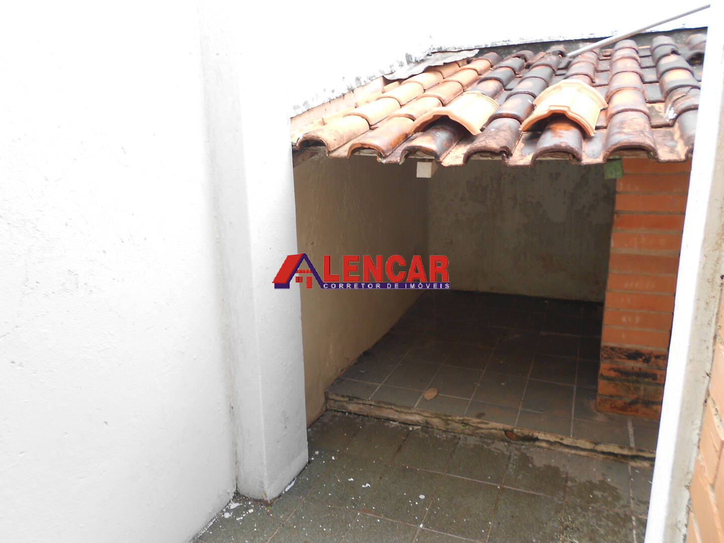 Casa para alugar com 4 quartos, 350m² - Foto 31
