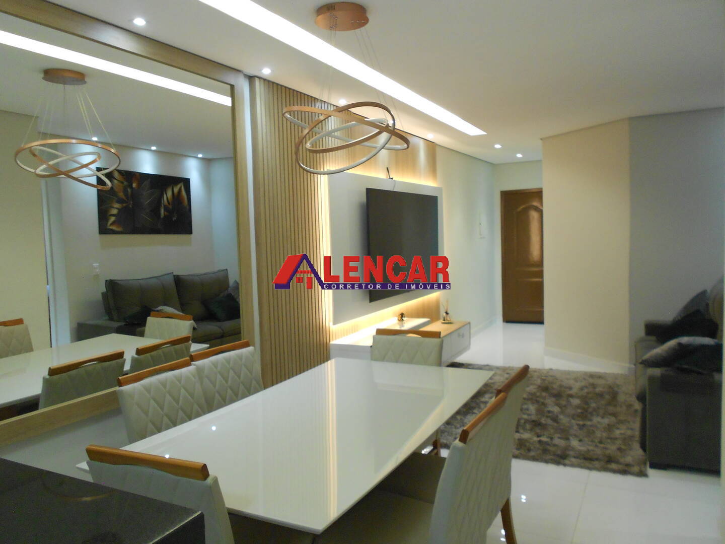 Apartamento à venda com 2 quartos, 80m² - Foto 1