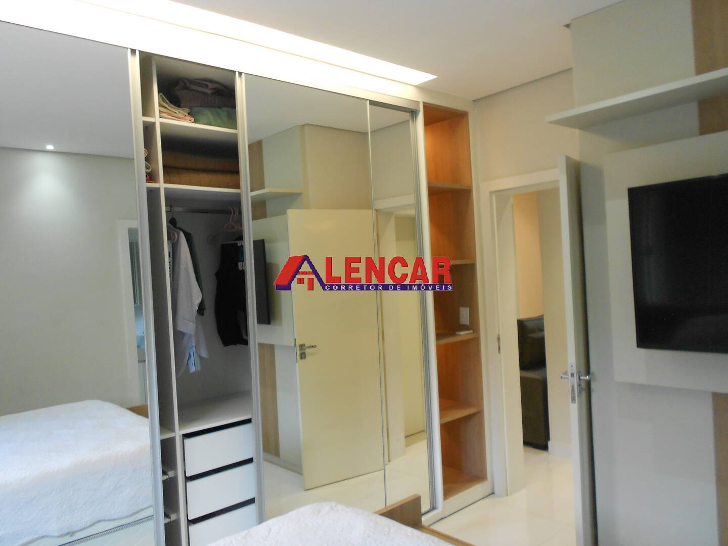 Apartamento à venda com 2 quartos, 80m² - Foto 21