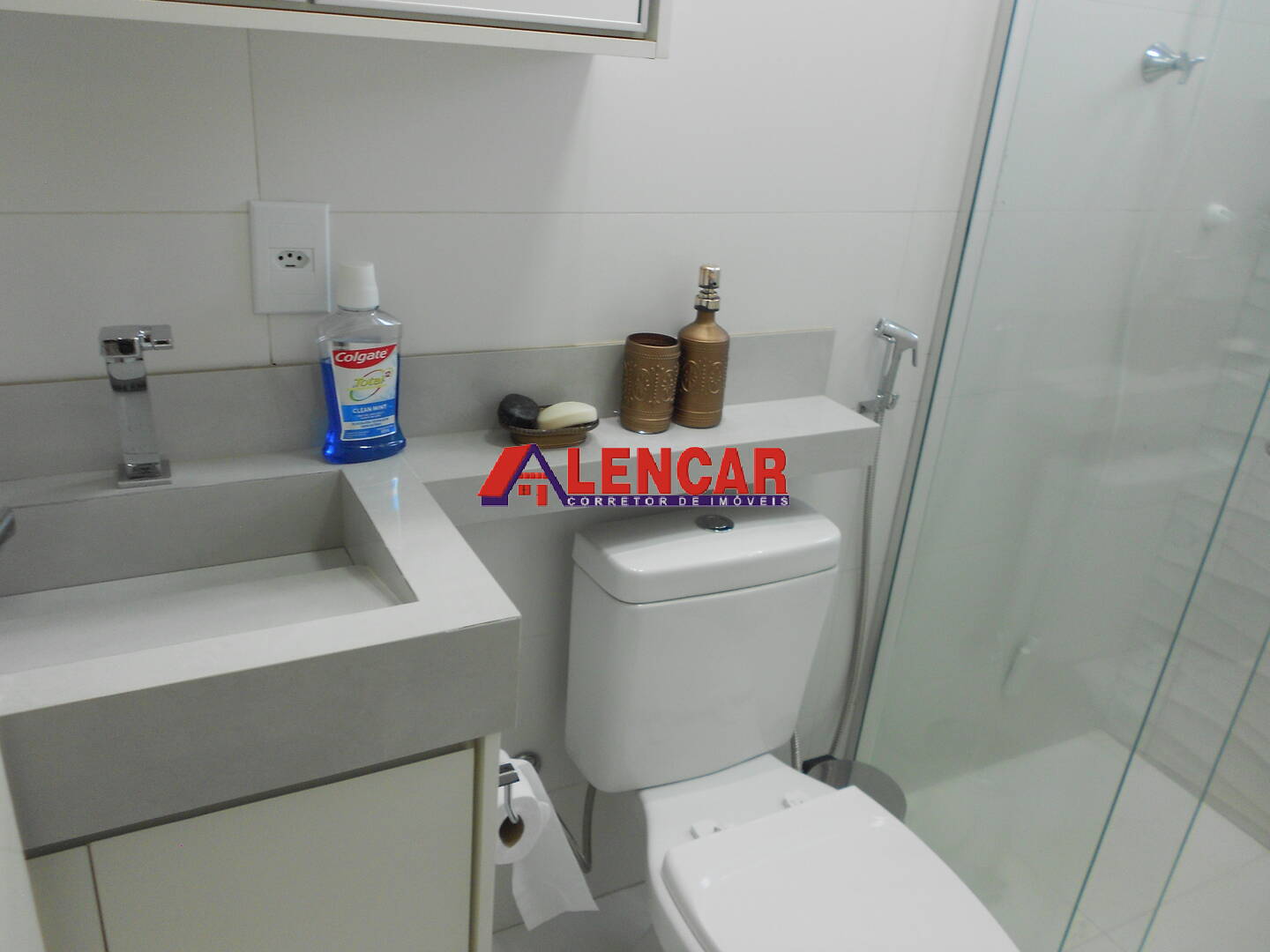 Apartamento à venda com 2 quartos, 80m² - Foto 23