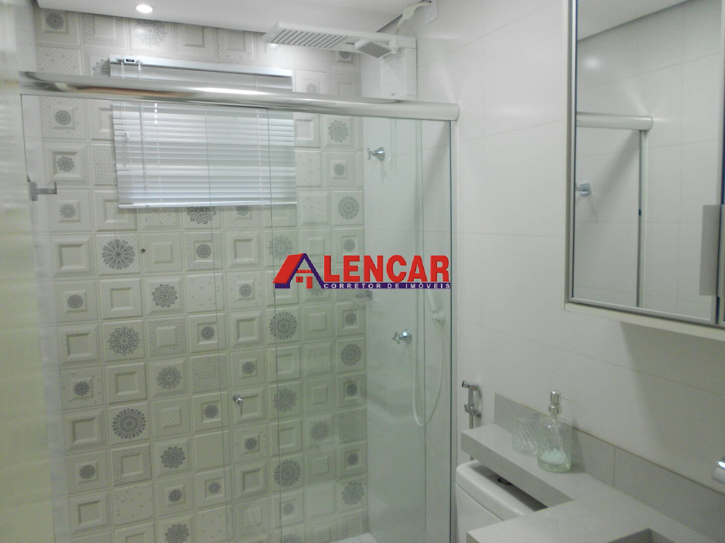 Apartamento à venda com 2 quartos, 80m² - Foto 27