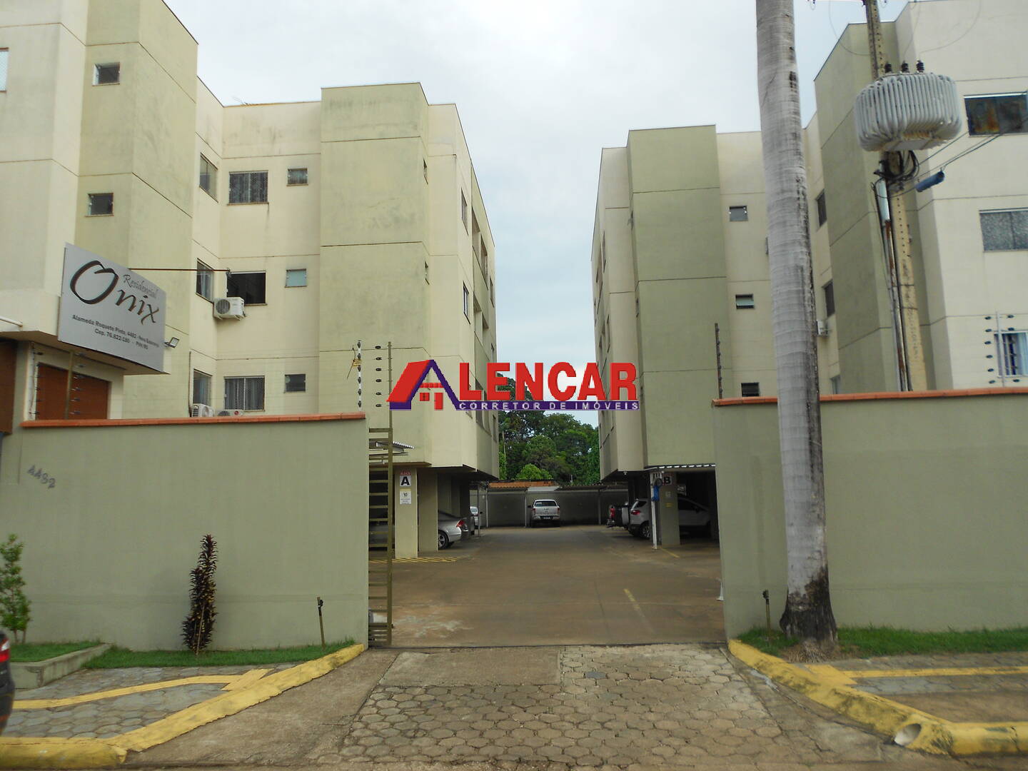 Apartamento à venda com 2 quartos, 80m² - Foto 32