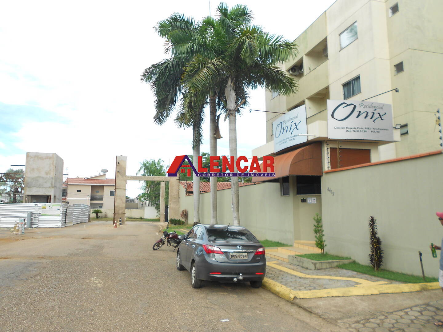 Apartamento à venda com 2 quartos, 80m² - Foto 35