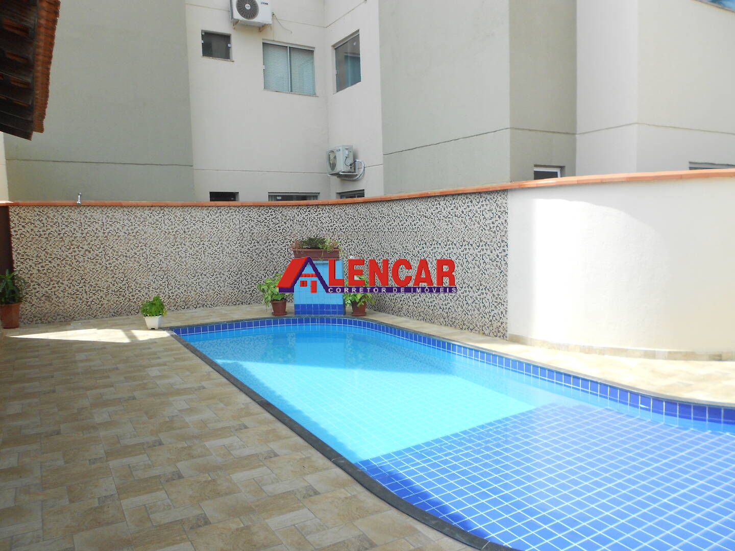 Apartamento à venda com 2 quartos, 80m² - Foto 36