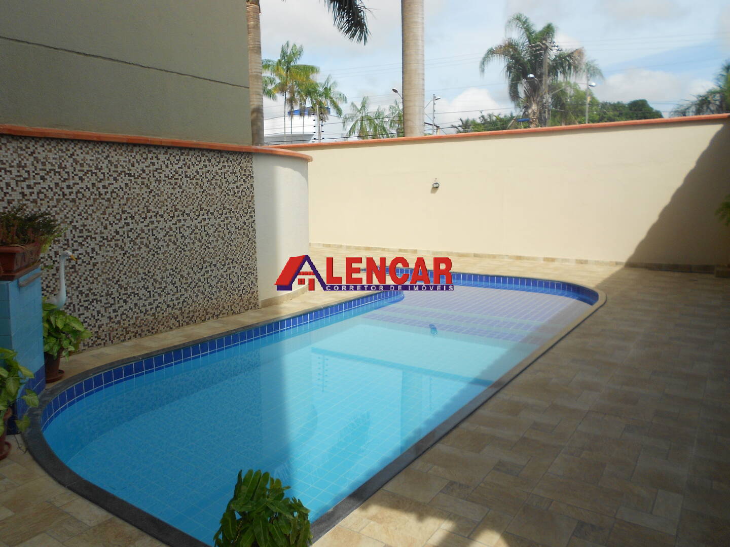 Apartamento à venda com 2 quartos, 80m² - Foto 37