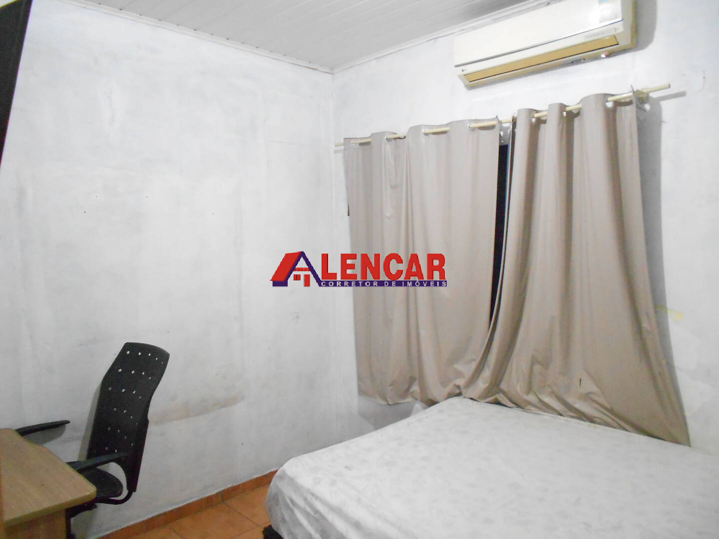 Casa, 4 quartos, 250 m² - Foto 11